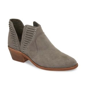 Vince Camuto Pevista bootie